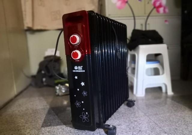 街道發(fā)放的電取暖器