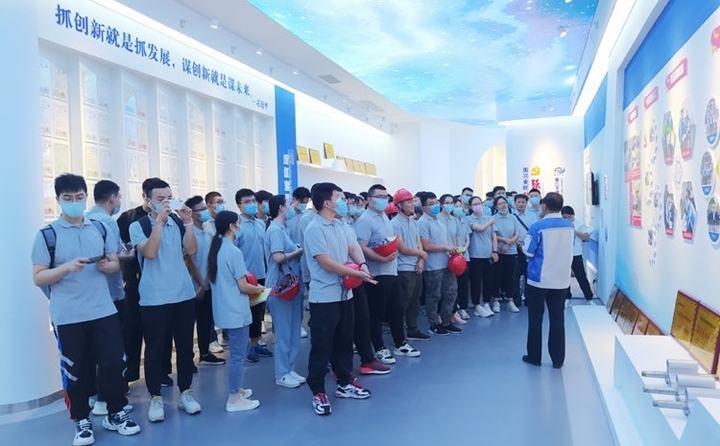 景書記從金格瑞的品牌、企業(yè)理念、公司規(guī)模、全球布局等方面介紹了公司