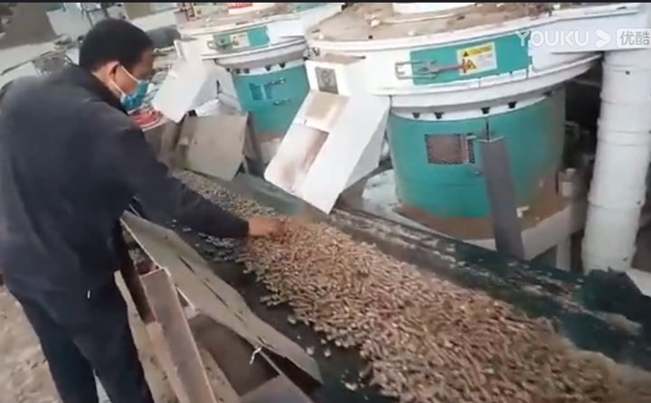 長(zhǎng)治張總檢查顆粒情況