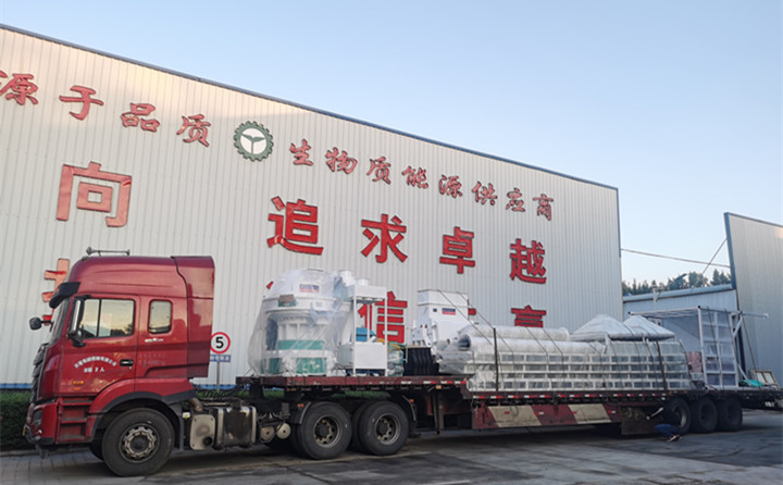 秸稈制粒機(jī)生產(chǎn)線裝車(chē)完成