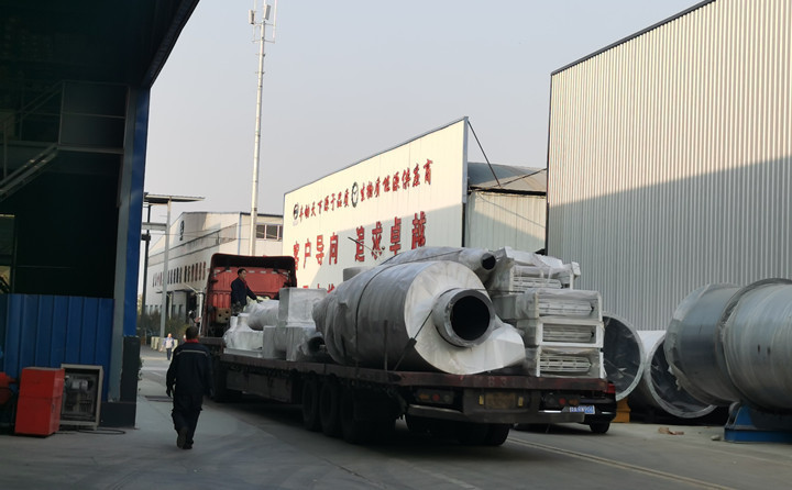 菌棒顆粒機裝車完成，發(fā)往安徽