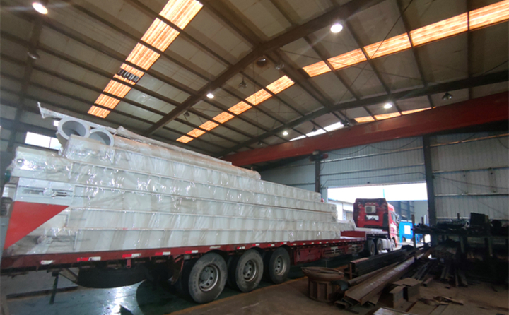 內(nèi)蒙古顆粒機生產(chǎn)線配套設(shè)備裝車完成