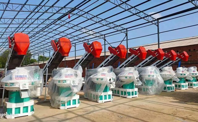 秸稈制粒機生物質(zhì)顆粒燃料加工廠