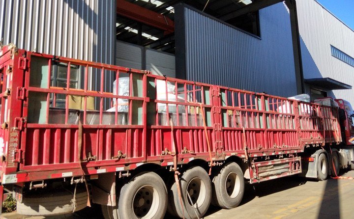 2臺(tái)132kw花生殼顆粒機(jī)發(fā)往山東菏澤，總的年產(chǎn)量可達(dá)5000-6000噸