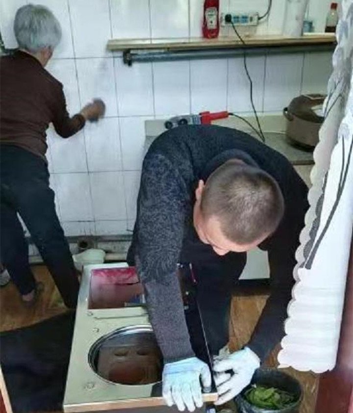 據(jù)悉，截至2022年9月底，承德市北方冬季清潔取暖項(xiàng)目已投入各級資金8.1億元，確保了工程項(xiàng)目的整體推進(jìn)。