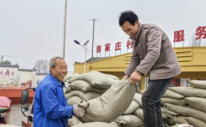 陜西省彬州市北極鎮(zhèn)：清潔取暖讓群眾溫暖過(guò)冬